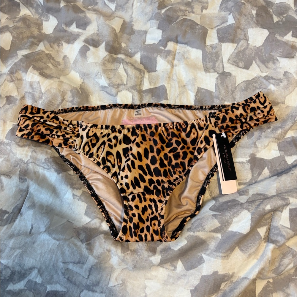 Victoria's Secret Leopard Print Bikini Bottoms
